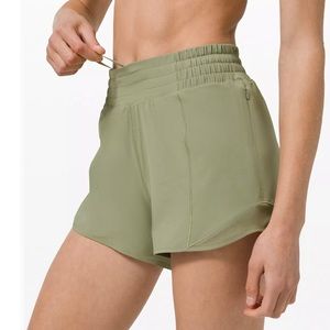 NWT Lululemon hotty hot short 4' Rosemary green